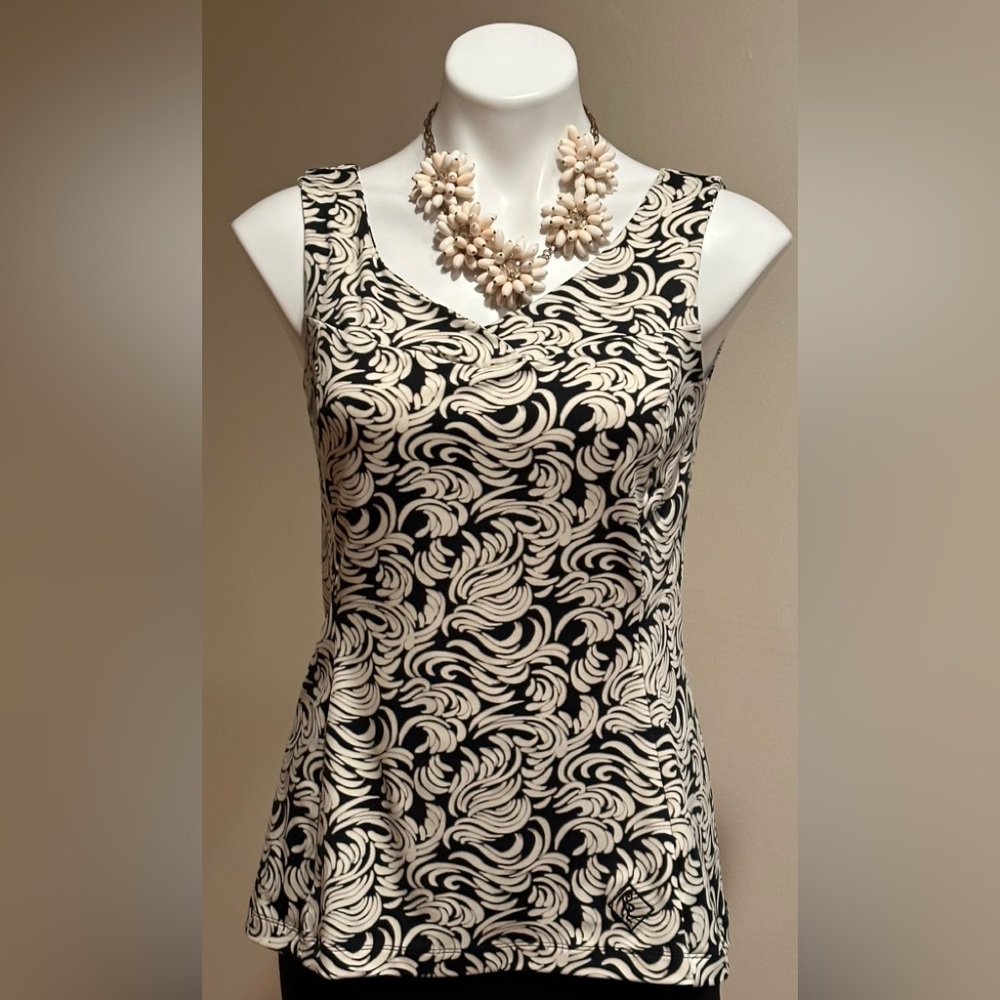 Stoneware Design Black & Cream paisley Tank Top Build in Bra In Good Cond Sz M